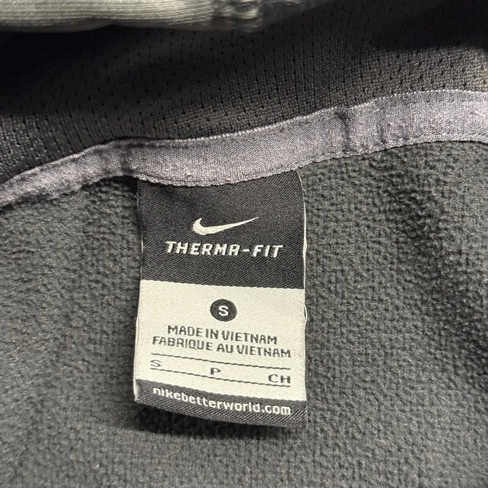 Nike Therma-FIT Mens Hoodie Gray Pullover Sweatshirt Small 3661